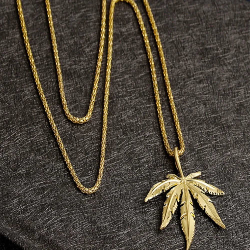 Men Women Golden Silver Plated Maple leaf Pendants Necklace Weed Chains Hip Hop Bling Jamaica Esserteauiana Jewelry Necklaces